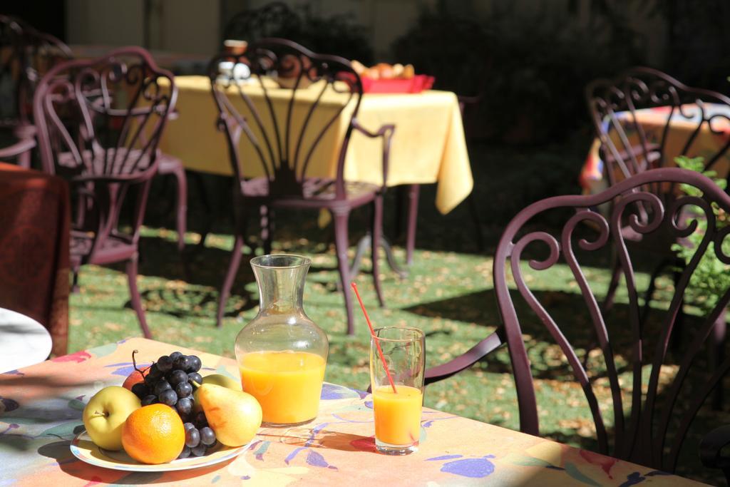 Hotel Du Fiacre Carpentras Εξωτερικό φωτογραφία