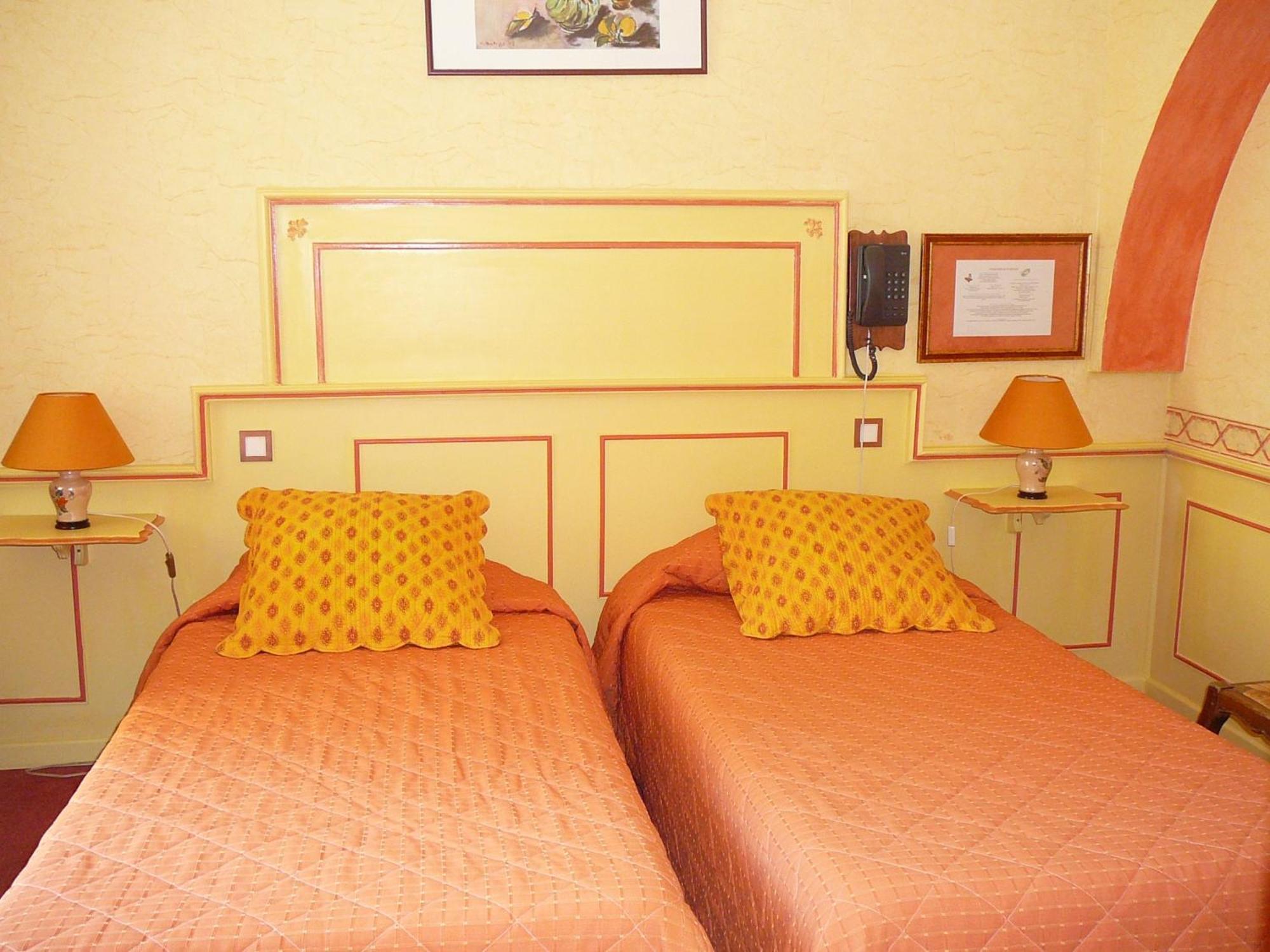 Hotel Du Fiacre Carpentras Εξωτερικό φωτογραφία